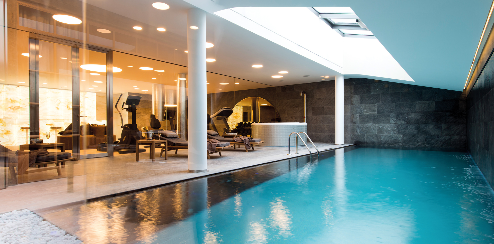 CHALET IN ST. MORITZ EXCLUSIVA CONTRACT